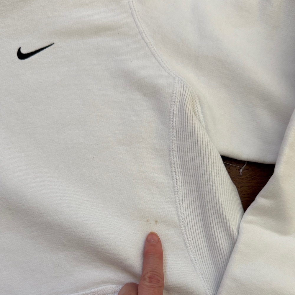 Nike white Hoodie with Black Logo - Picture 2 of 11